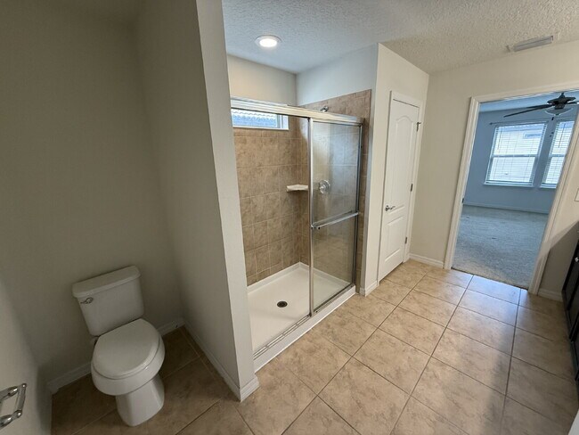 Building Photo - WELCOME HOME!