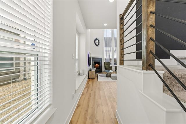 Building Photo - 1128 Queensdown Wy