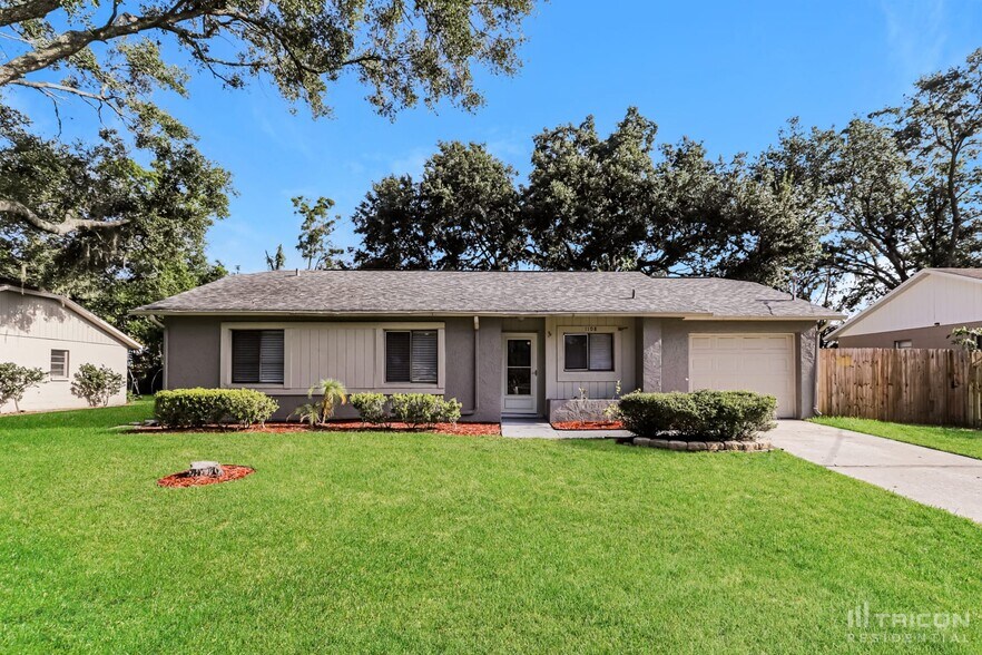 Primary Photo - 1108 Robin Dr