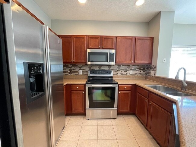 Building Photo - 20438 Needletree Dr