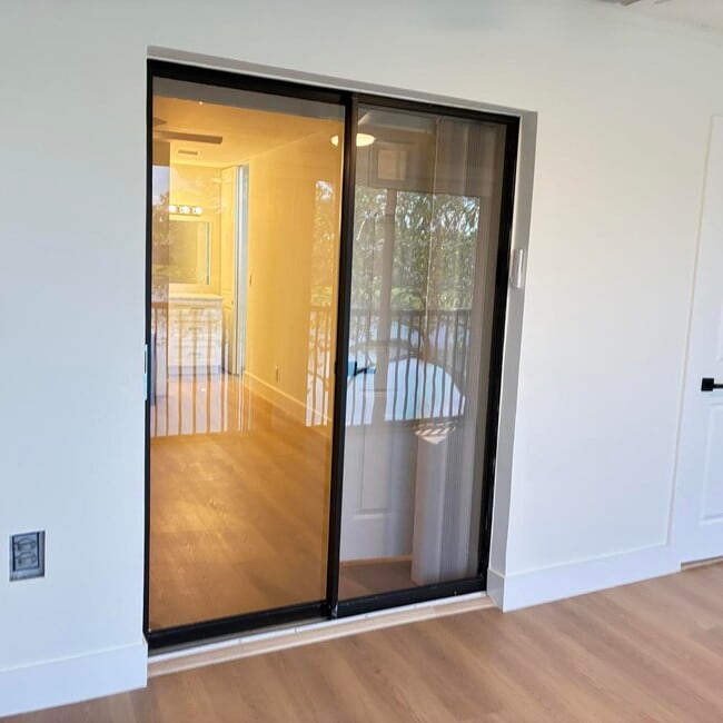 Building Photo - 3460 NW 47th Ave