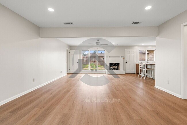 Building Photo - 9812 Coppersmith Ln