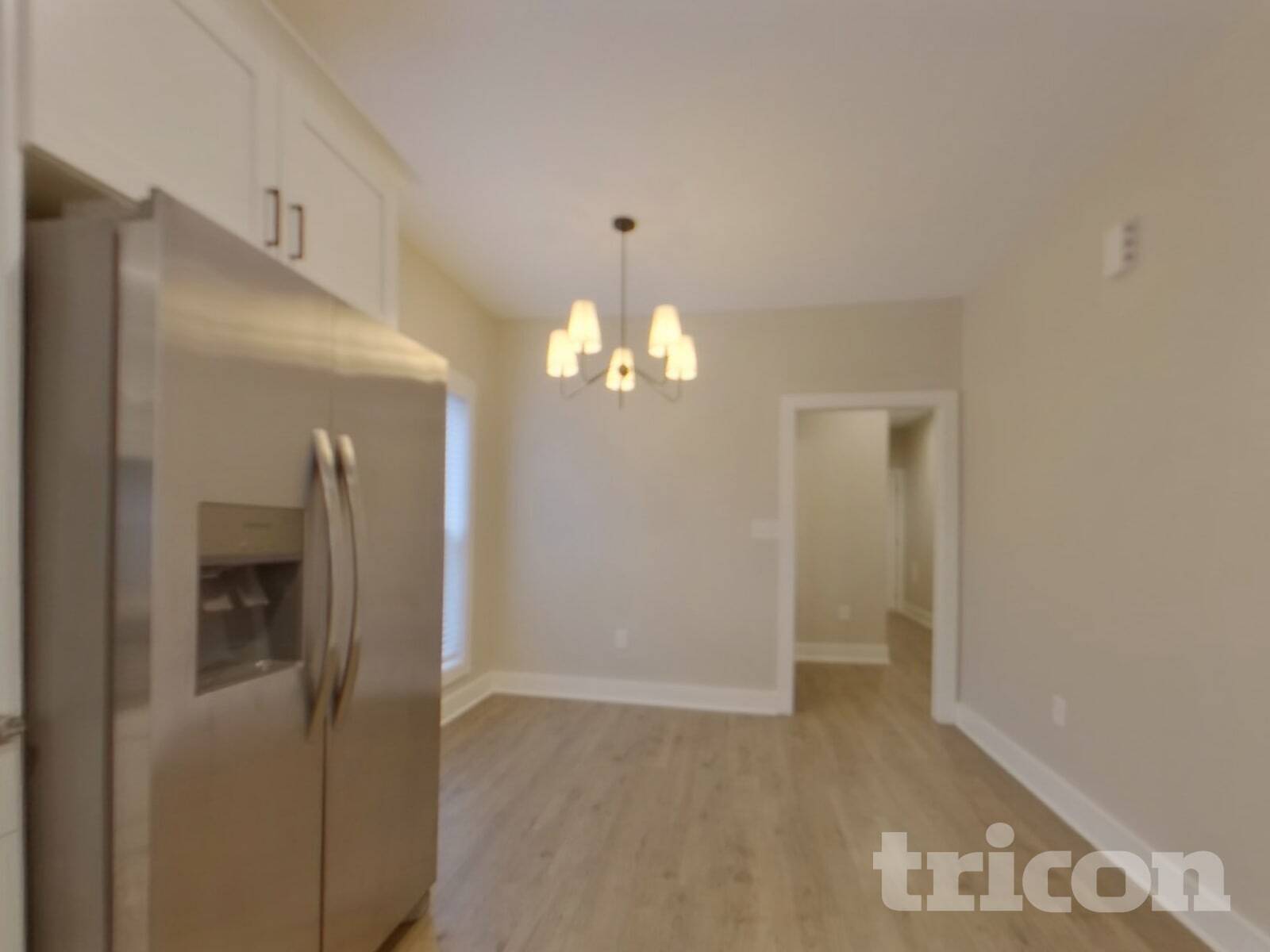 Building Photo - 3047 Ridge Ave