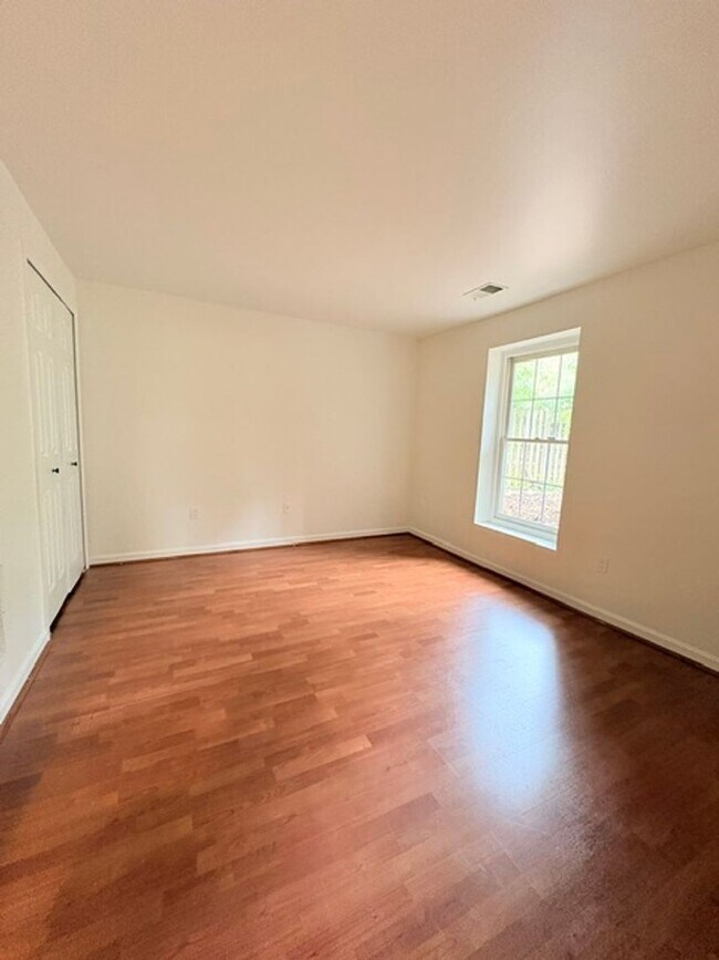 Building Photo - 18514 Gingerbread Ln
