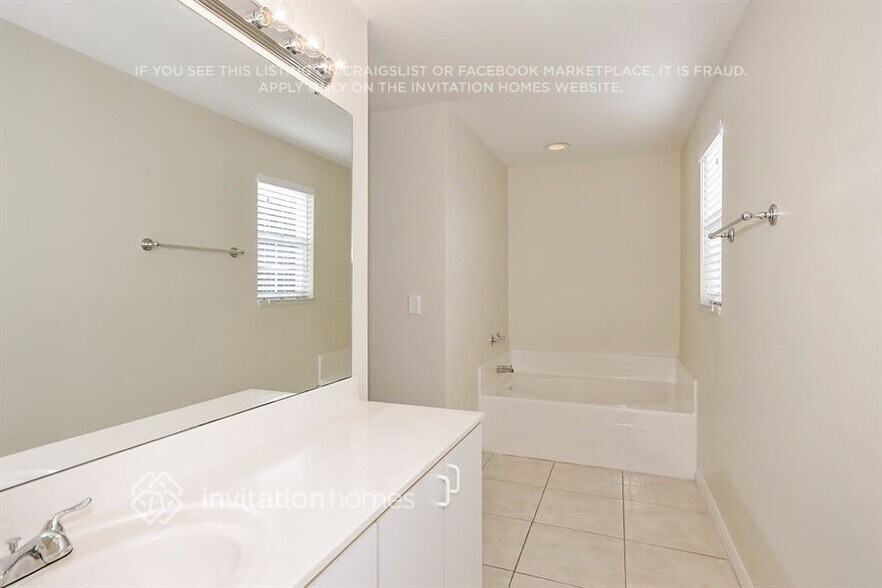 Building Photo - 921 Nancy Ct