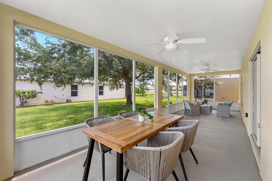 Building Photo - 2223 Dryden Ct