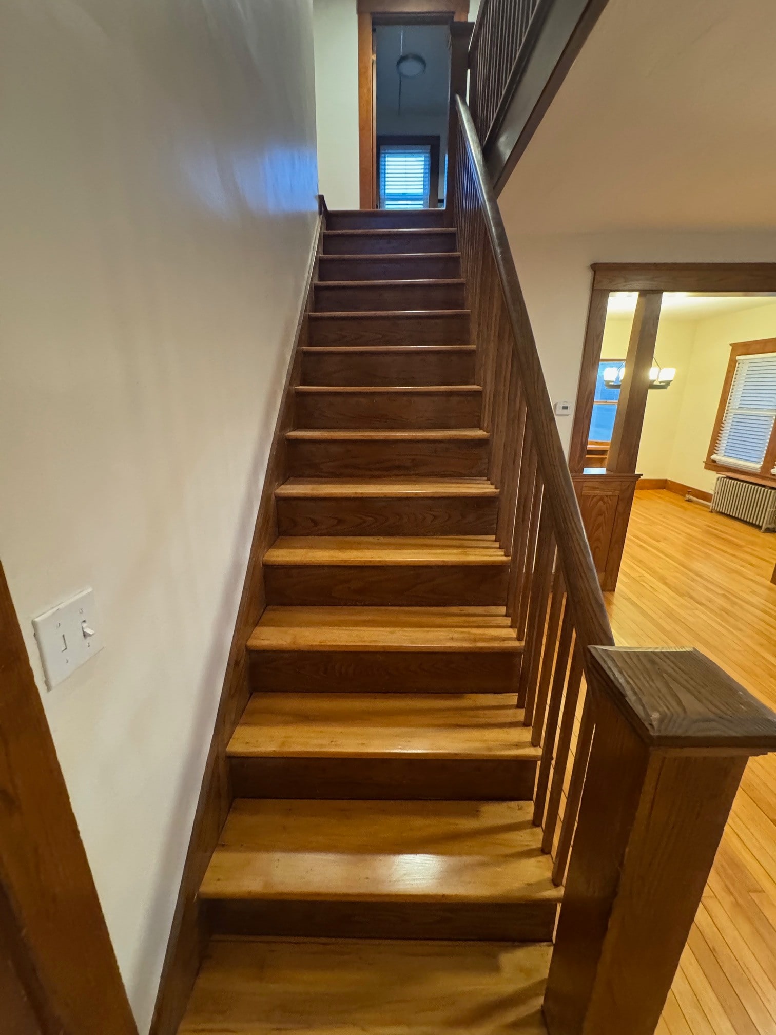 Building Photo - 319 Bridge St