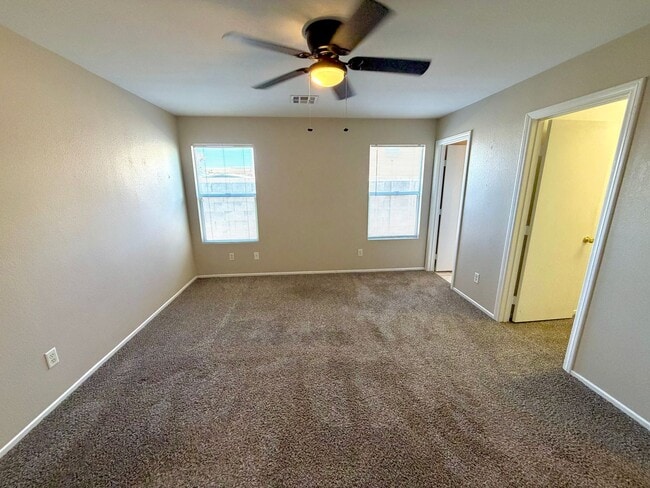 Building Photo - 5712 Viberti Ct