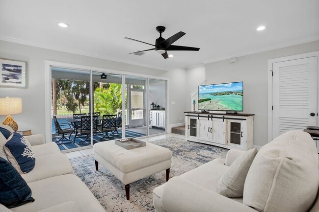 Building Photo - $5400 - Furnished 7-month rental Private Pool! 2 Bedroom / 2.5 Bathroom