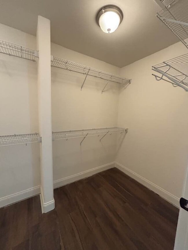 Building Photo - 4147 Lennox Wy