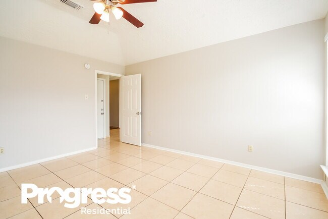 Building Photo - 723 Brookford Dr