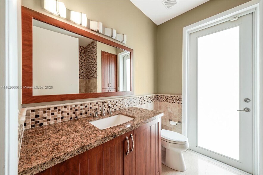 Building Photo - 2458 Provence Ct