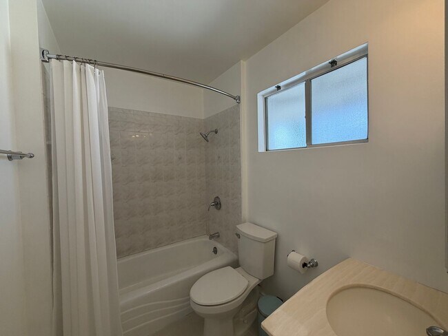 Building Photo - Beautiful 3bd house in West Covina