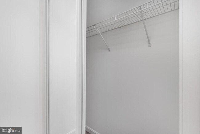 Building Photo - 18506 Carriage Walk Cir
