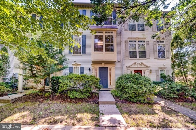 Building Photo - 986 Harrison Cir