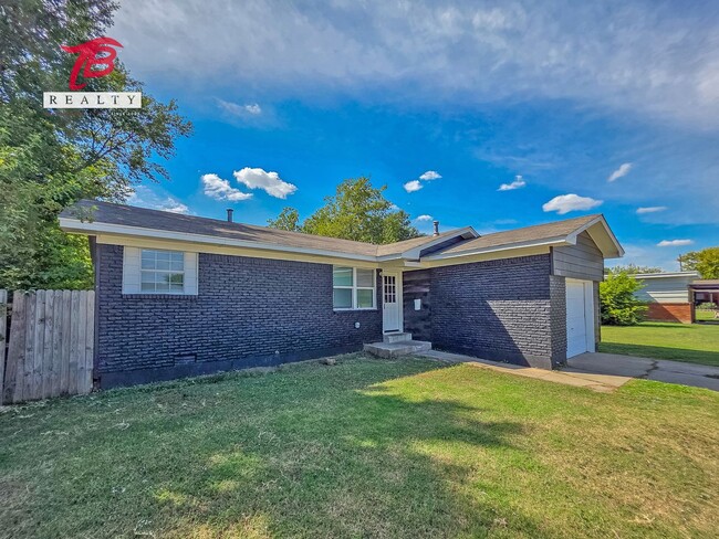 Building Photo - Newly Remodeled Home in SW OKC for Lease