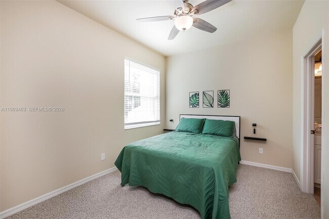 Building Photo - 6295 Wilshire Pines Cir