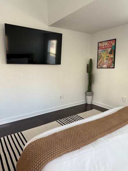 Master Bedroom - 1741 Jourdan Ave