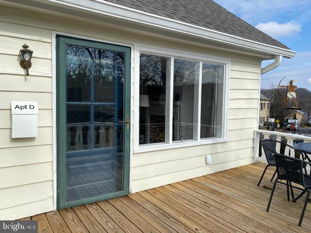 Building Photo - 15 W Ferry St