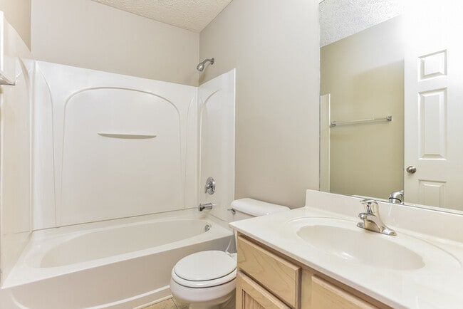 Building Photo - 3204 Penn Meade Way
