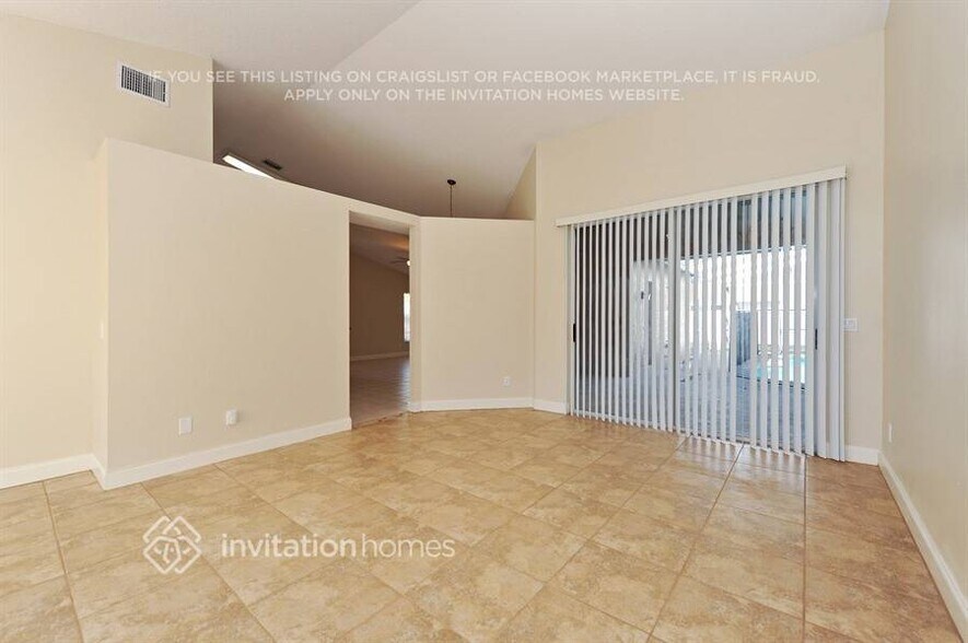 Building Photo - 8901 Eastman Dr