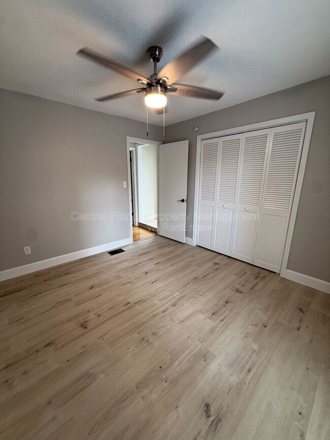 Building Photo - 103 Lake Brantley Terrace