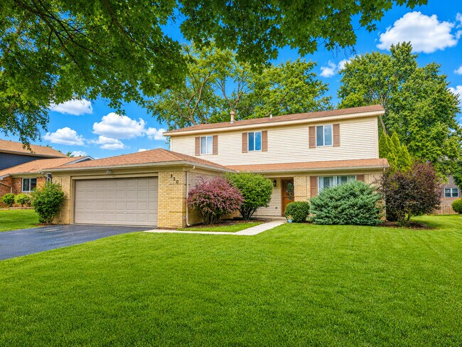 Building Photo - 320 Thistle Dr