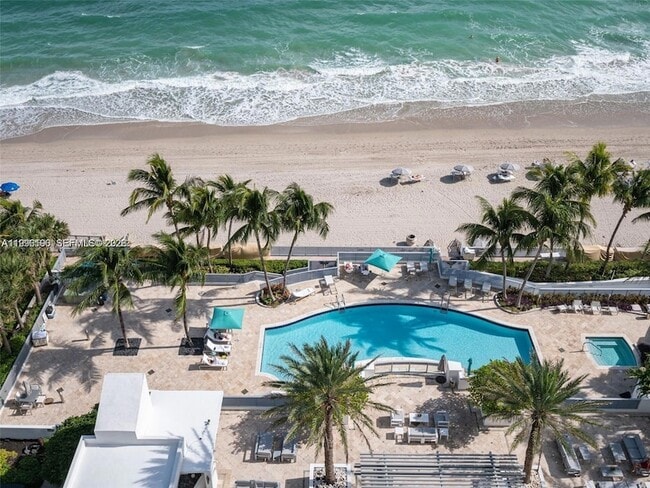 Building Photo - 3535 S Ocean Dr