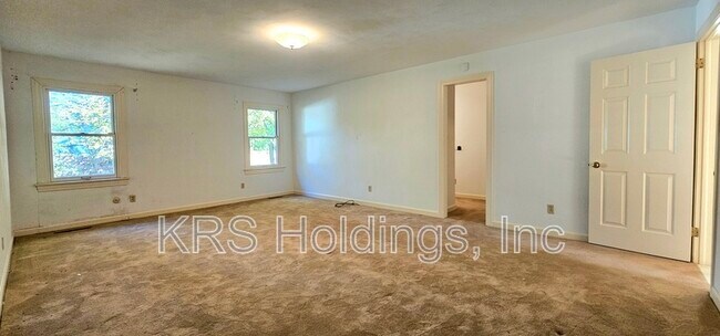 Building Photo - 1029 Dulcie Ave