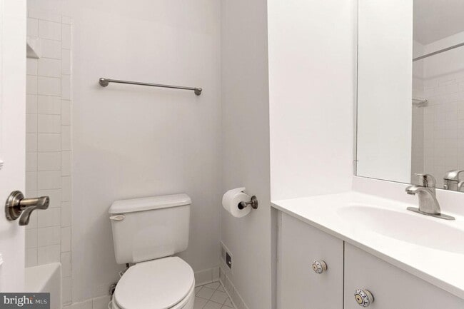 Building Photo - 10504 Pine Haven Terrace