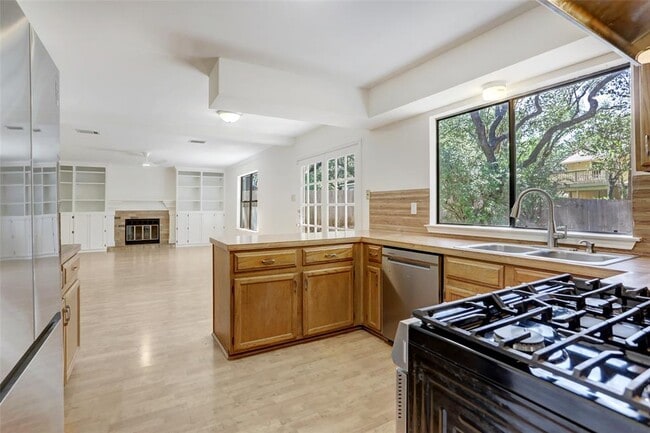 Building Photo - 12022 Cherie Dr