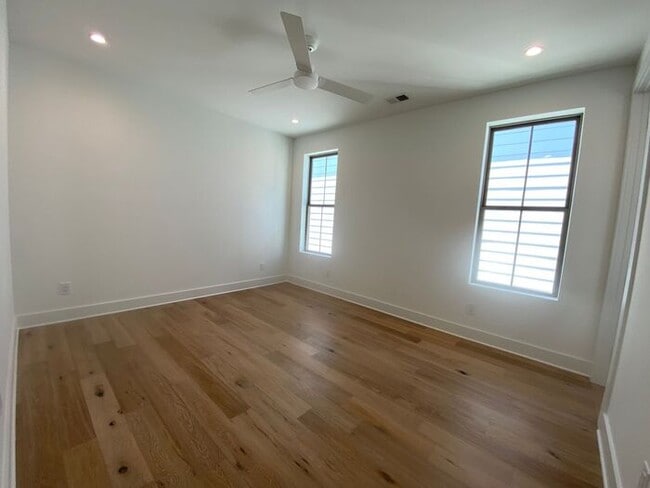 Building Photo - Beautiful New House in West Nashville - High End Appliances