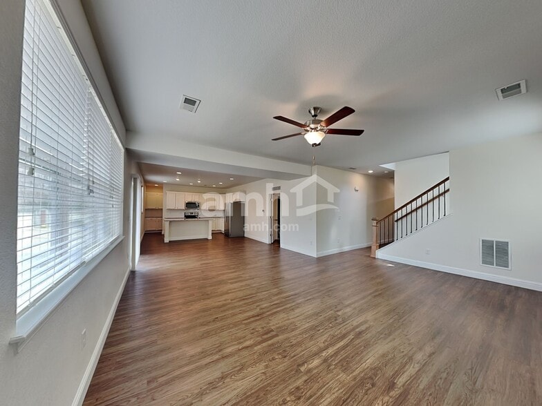 Building Photo - 10187 Dover St