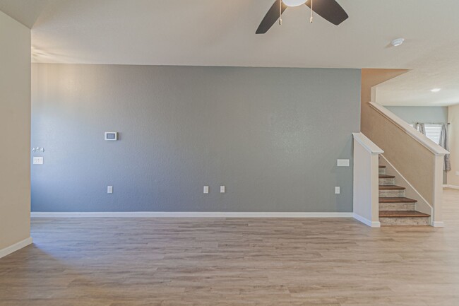 Building Photo - $300 OFF 1ST MONTH RENT IF YOU MOVE IN WIT...