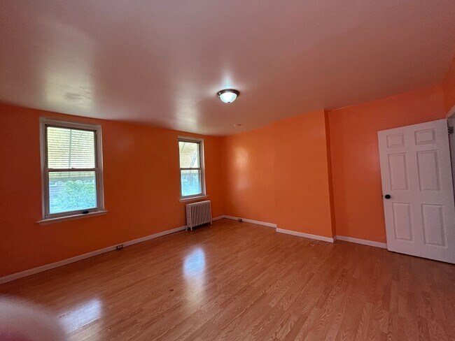 Building Photo - 1815 Tasker St
