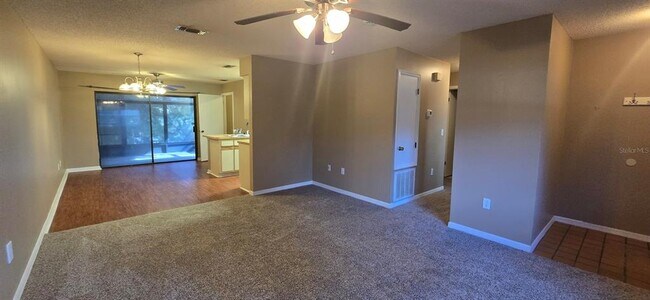 Building Photo - 1923 SW 34th Ct