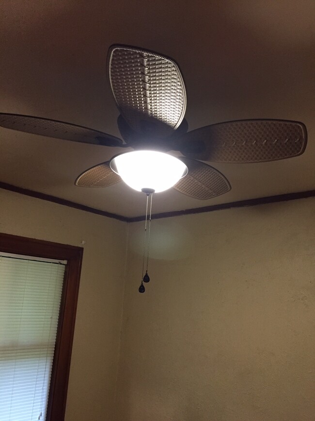 Master BR fan - 1330 Chestnut St