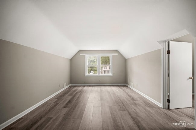 Building Photo - 334 Arbor Ave