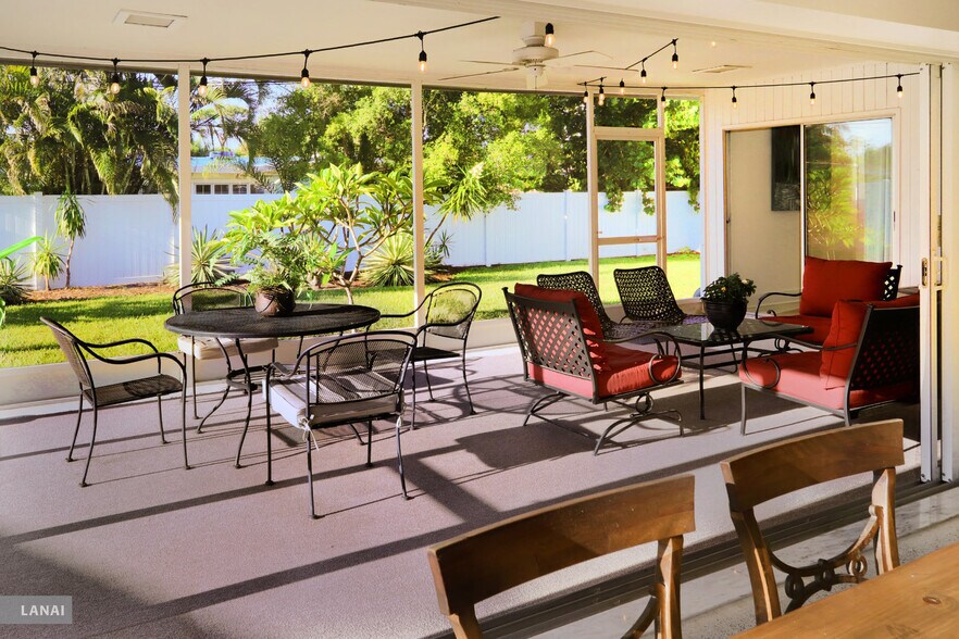 Lanai - 1730 Livingstone St