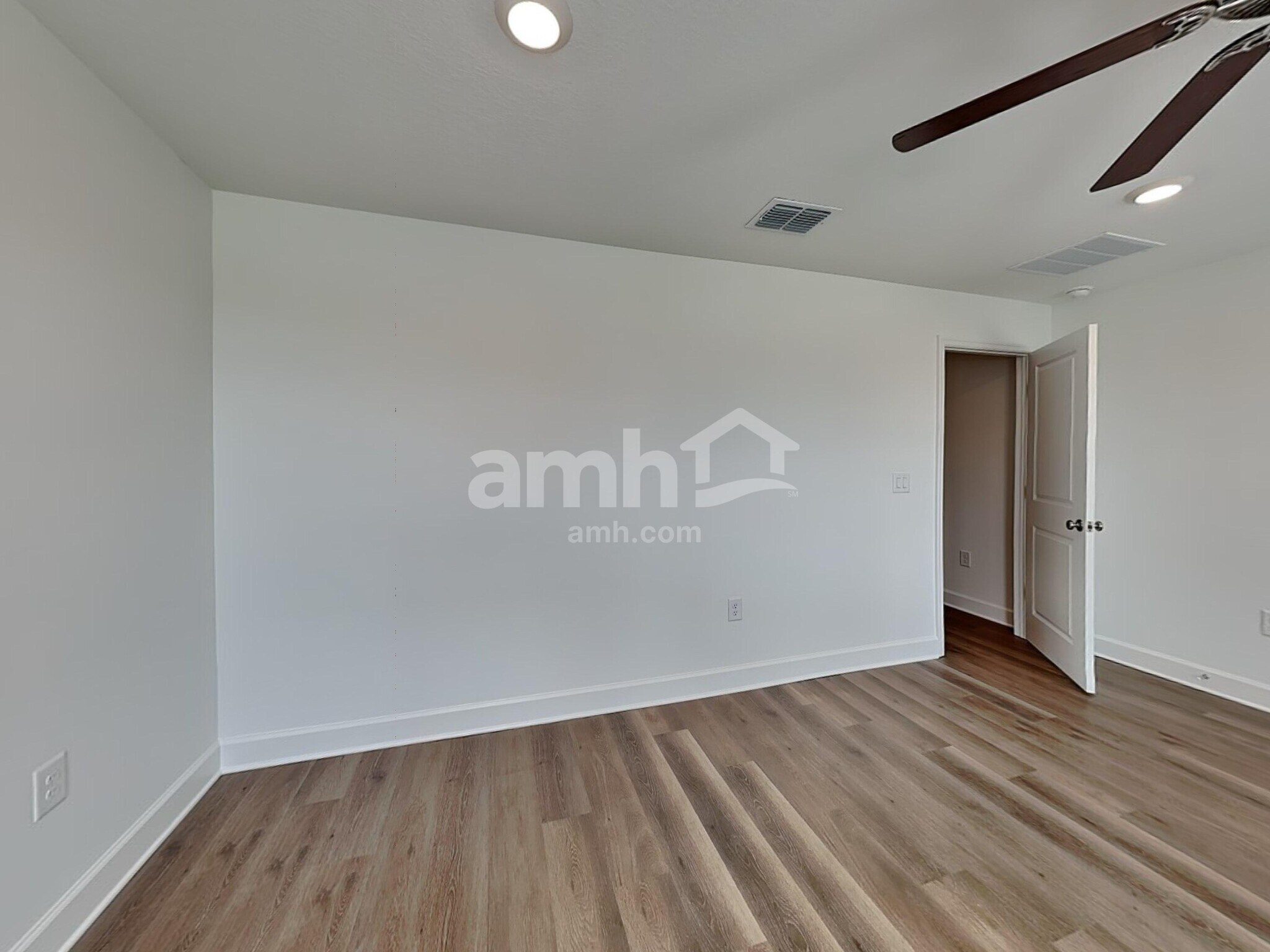 Building Photo - 3307 Barber Ave