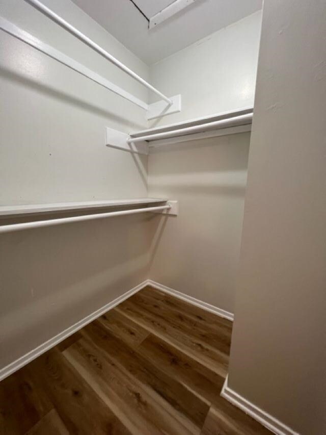 Building Photo - 200 Martingale