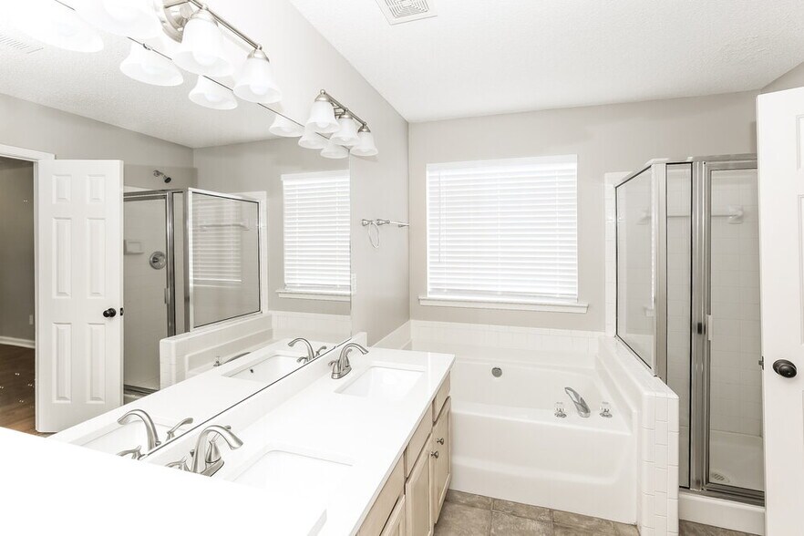 Building Photo - 1039 Sandy Point Dr SW