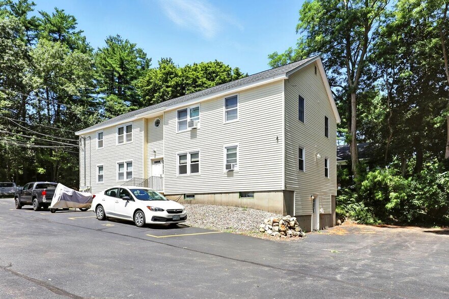 Building Photo - 859 Mammoth Rd