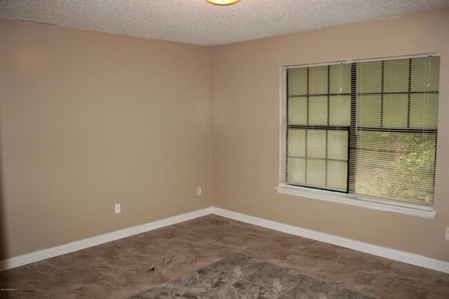 Building Photo - 6310 Delacy Rd