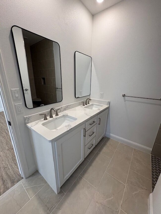 Building Photo - 374 Kristie Path