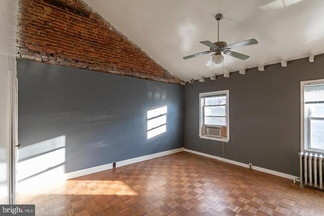 Building Photo - 1339 Christian St