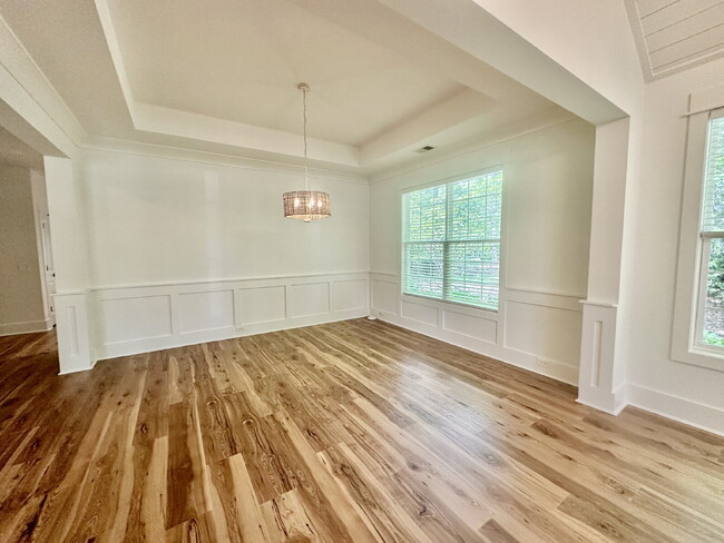 Building Photo - Stunning Four Bedroom Low Country Home in ...