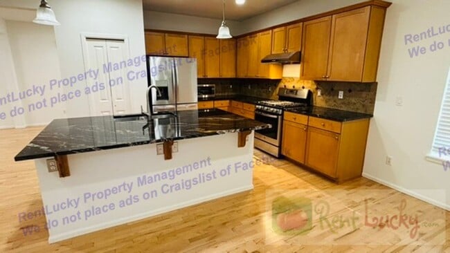 Building Photo - Fabulous 3-Bedroom Home in Popular Verdera Neighborhood in Mill Creek!!