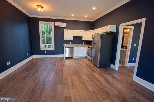 Building Photo - 106 Colonial Ct