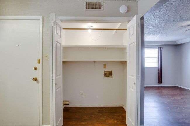Building Photo - 3715 53rd St